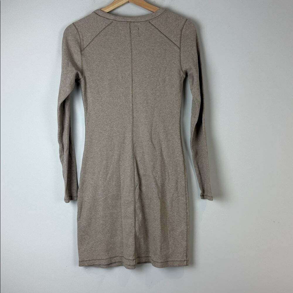 Everlane Taupe Long Sleeve Dress - Picture 3 of 6